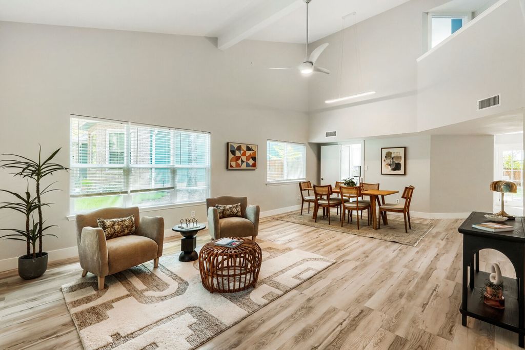 12410 Blossomwood Drive, Austin