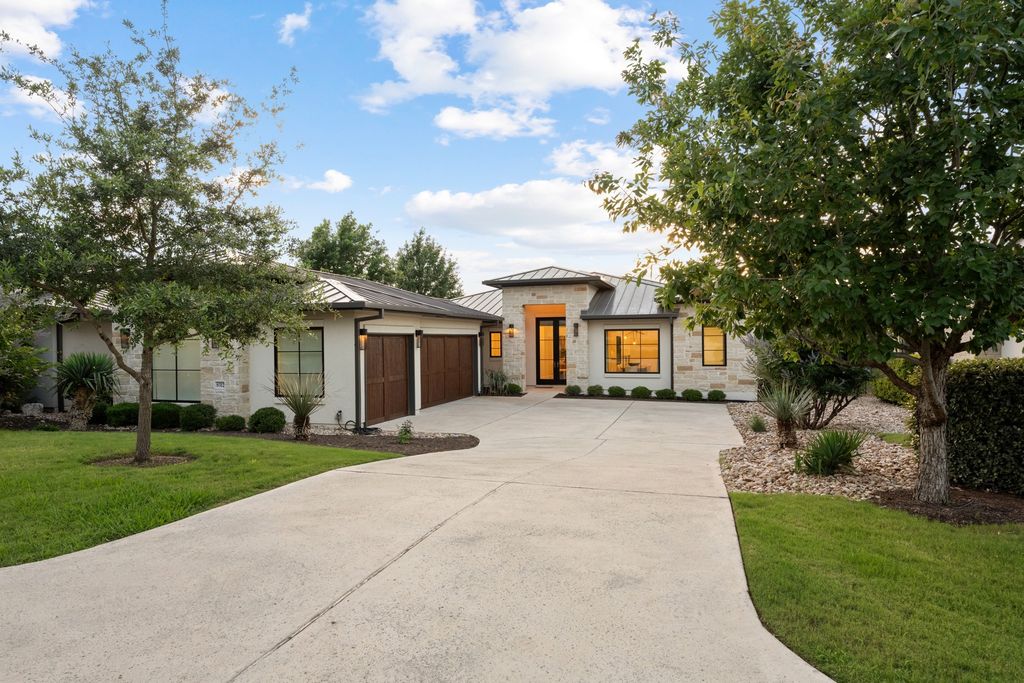 8312 Carranzo Drive, Austin