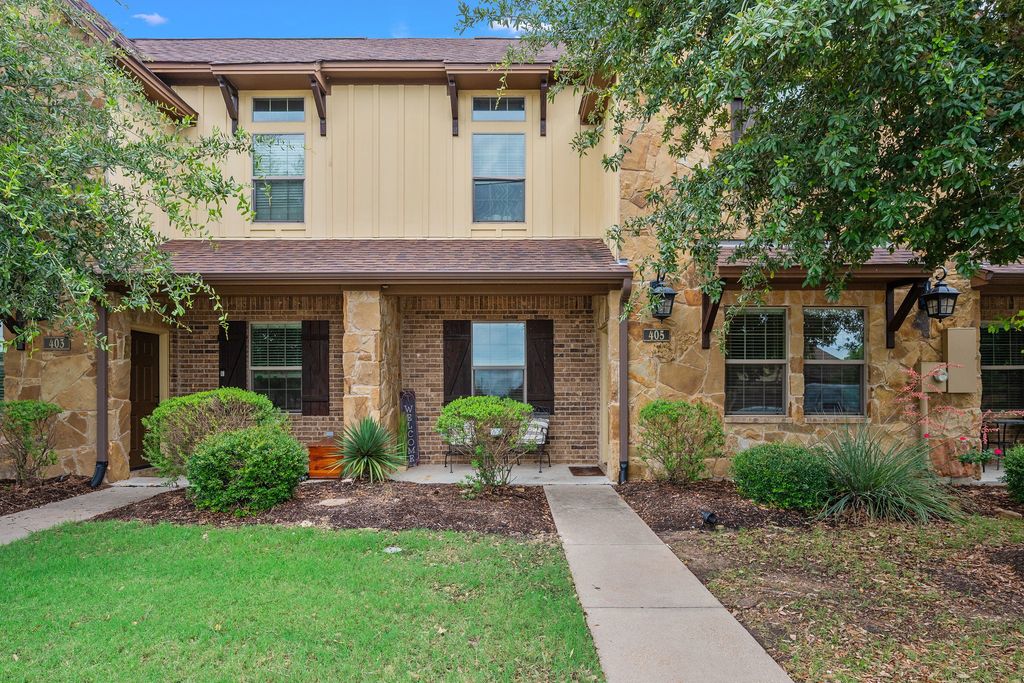 405 Momma Bear Drive, College Station
