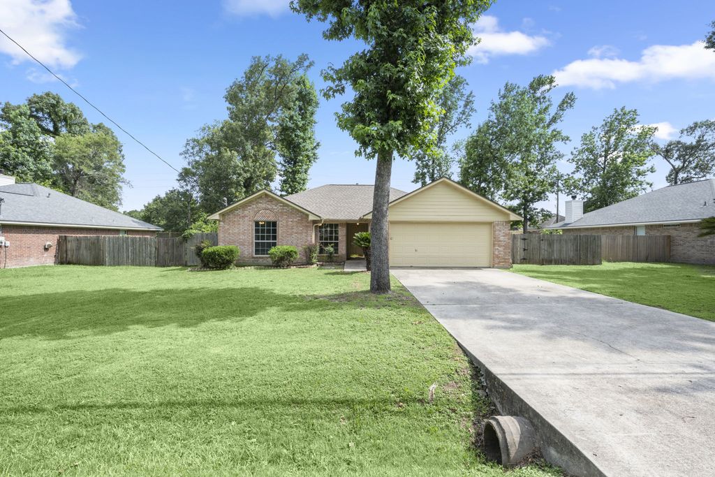 6707 Woodland Oaks, Magnolia