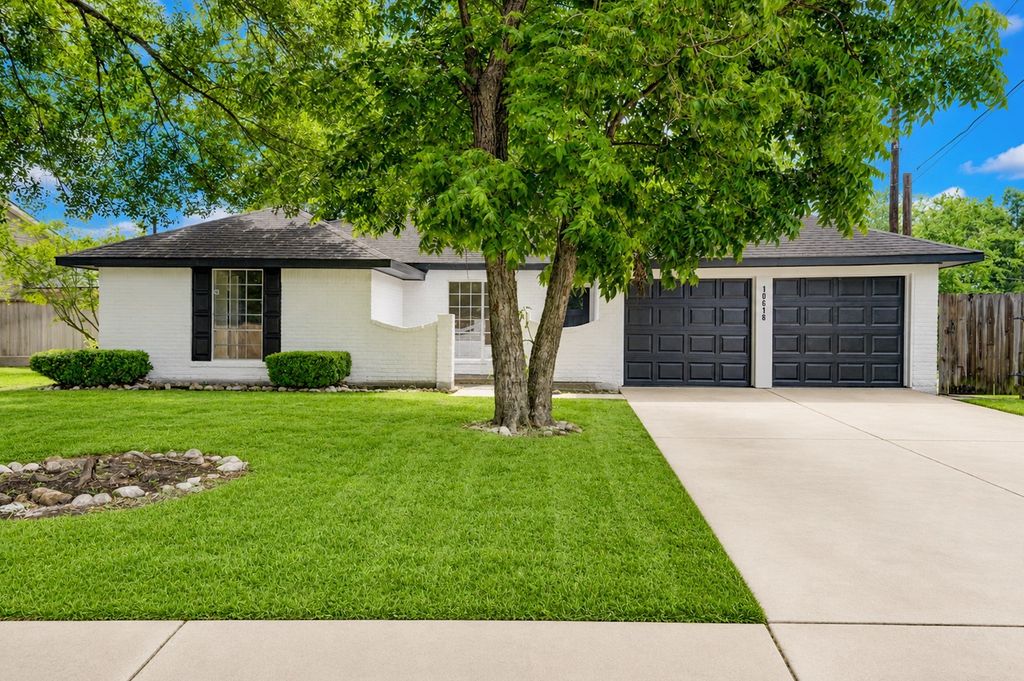 10618 Braewick Drive, Houston