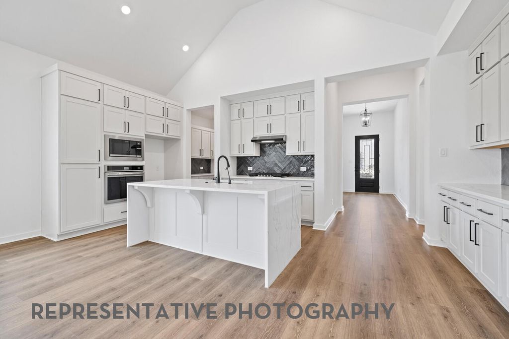 503 Outrider Court, Liberty Hill