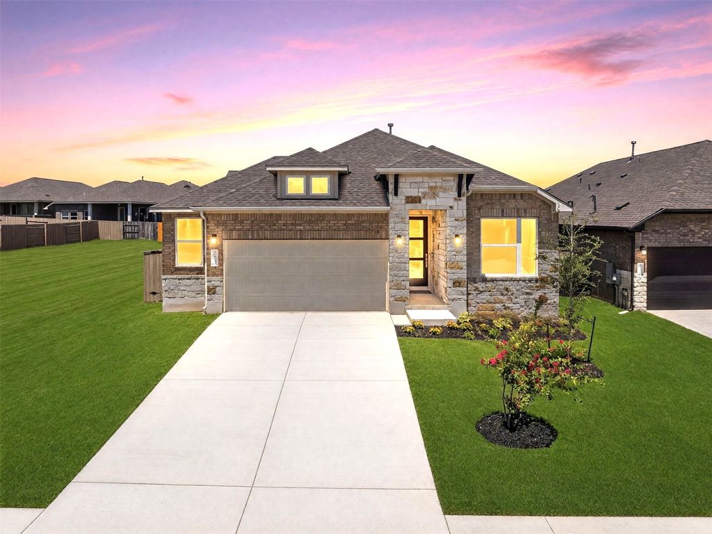 112 Salado Creek Trail, Bastrop