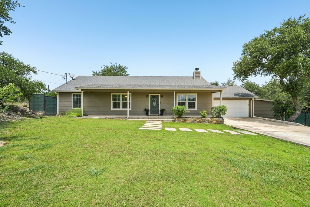 141 Arnold Drive, Canyon Lake