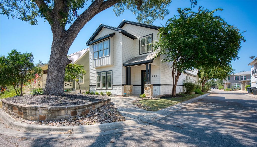 613 Springs Nursery, New Braunfels