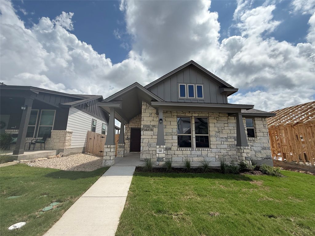 132 Tenny Lane, Kyle