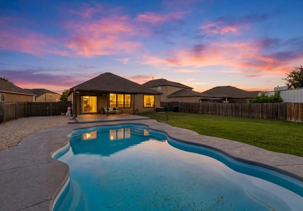 5929 Sardinia Drive, Round Rock