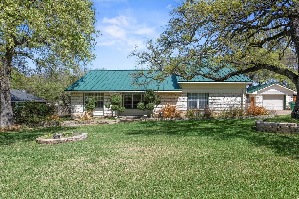 986 Benchmark Trail, Belton
