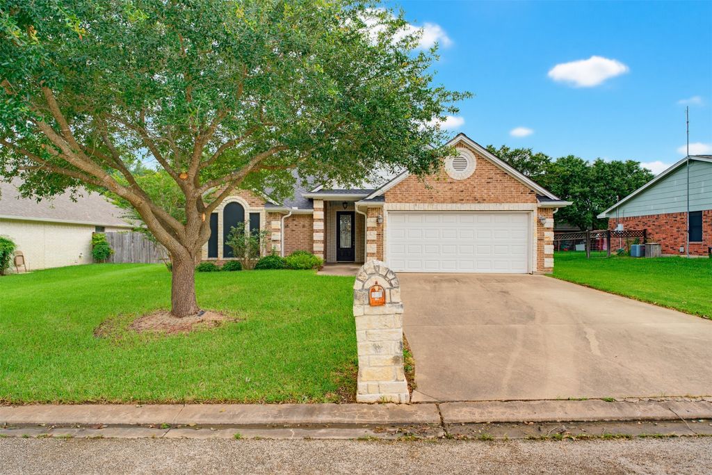 702 Woodson Drive, Caldwell