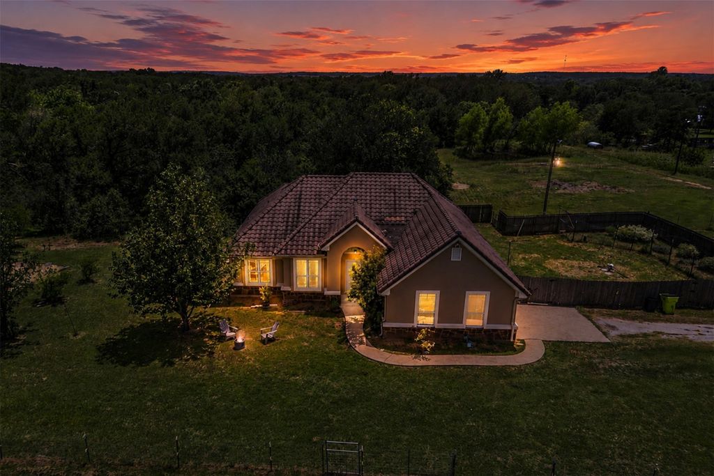 437 Balch Road, Elgin