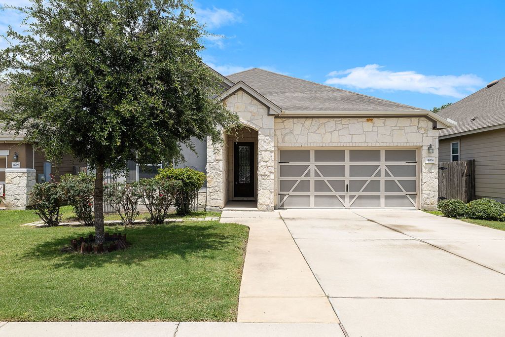 14004 Lyndon B Johnson Street, Manor