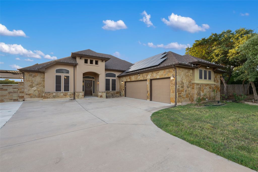 321 Sarahs Lane, Liberty Hill