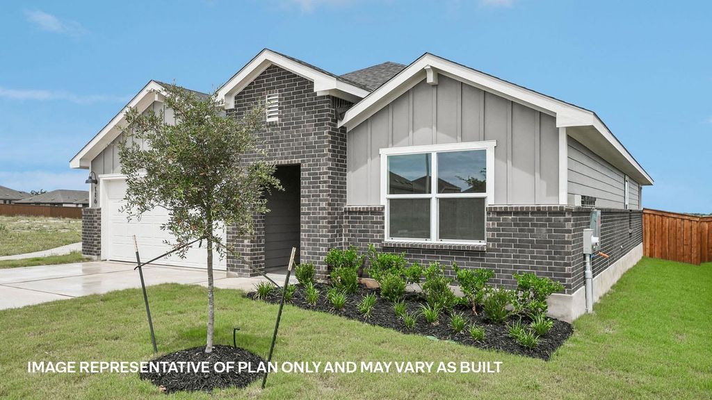 18305 Blazing Ranch Lane, Manor