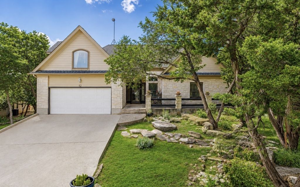 12 Springwood Circle, Wimberley
