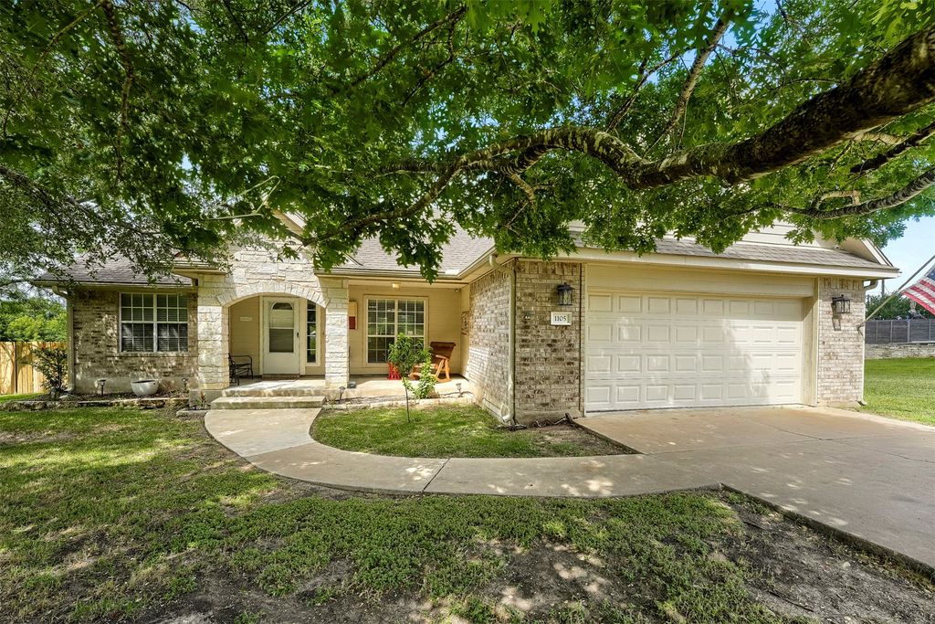 1105 2nd Street, Jarrell