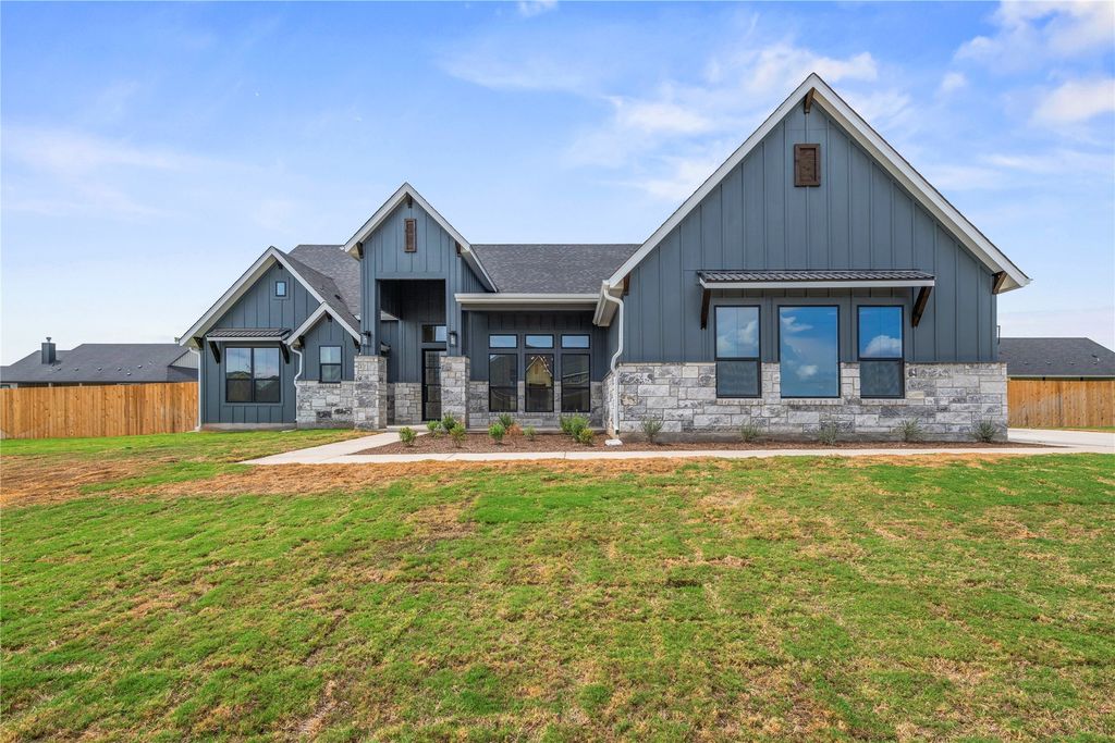6775 Kings Mill Drive, Salado