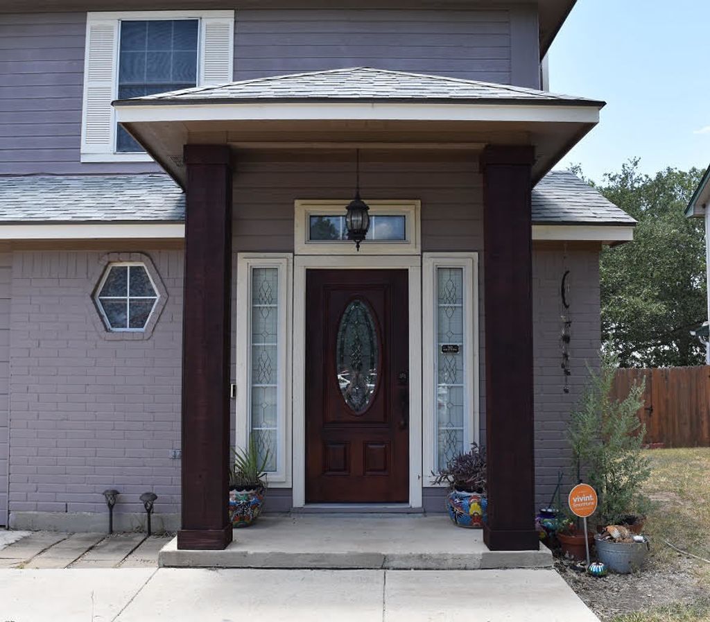 2601 Highcloud Drive, Lockhart