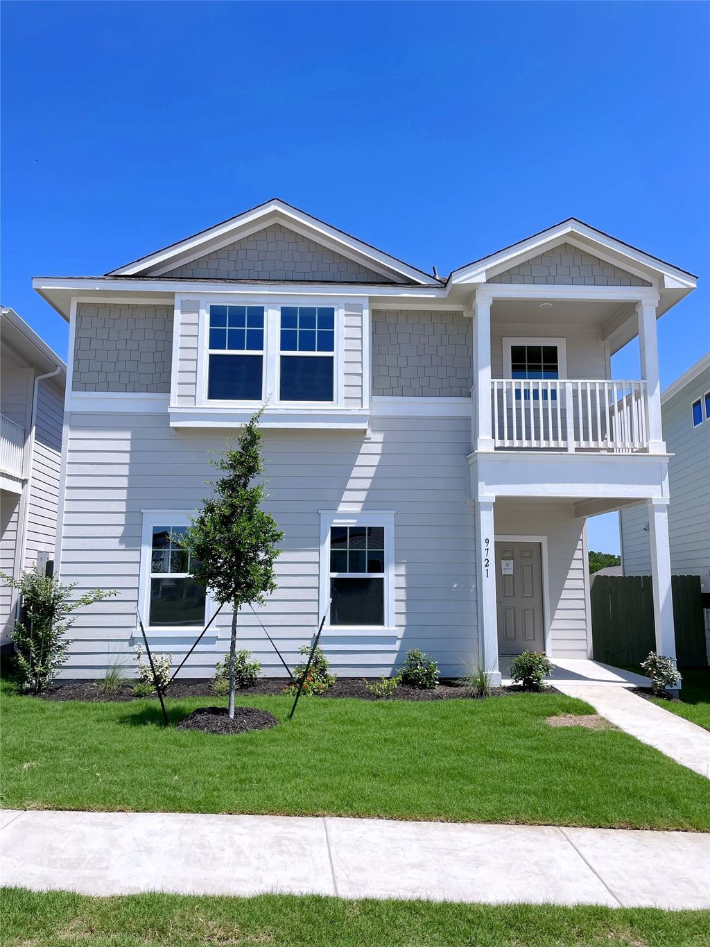 9721 Morning Iris Drive, Manor