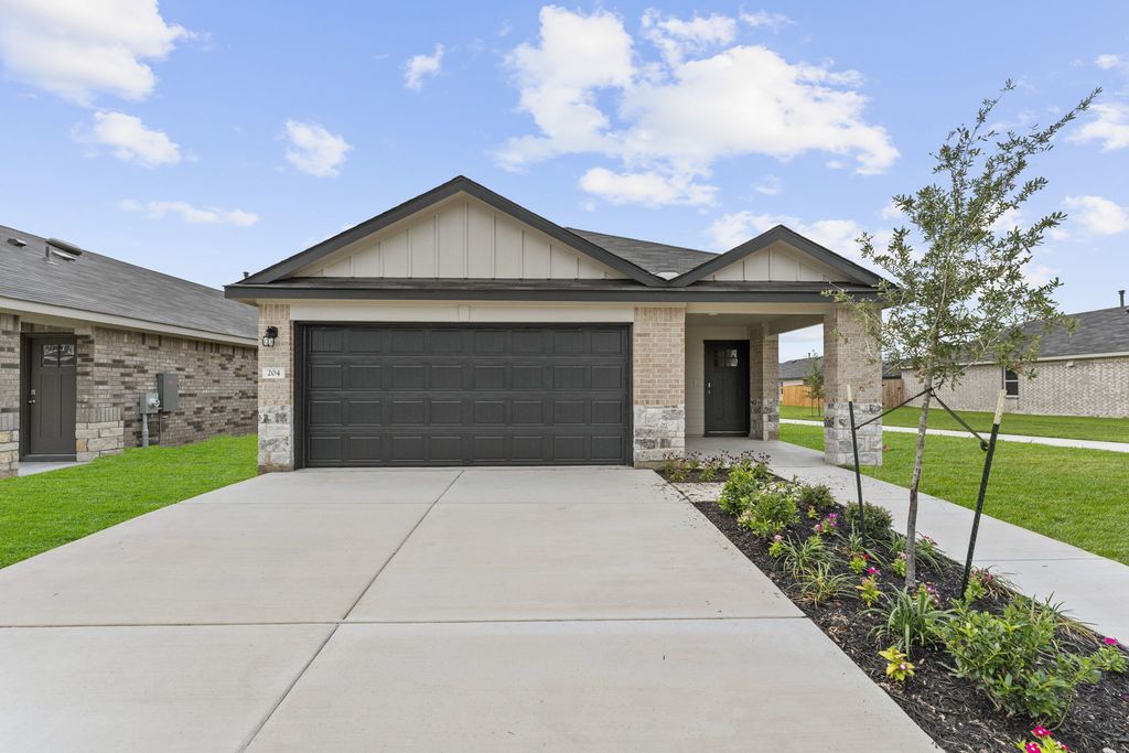 204 Raymondville Path, San Marcos