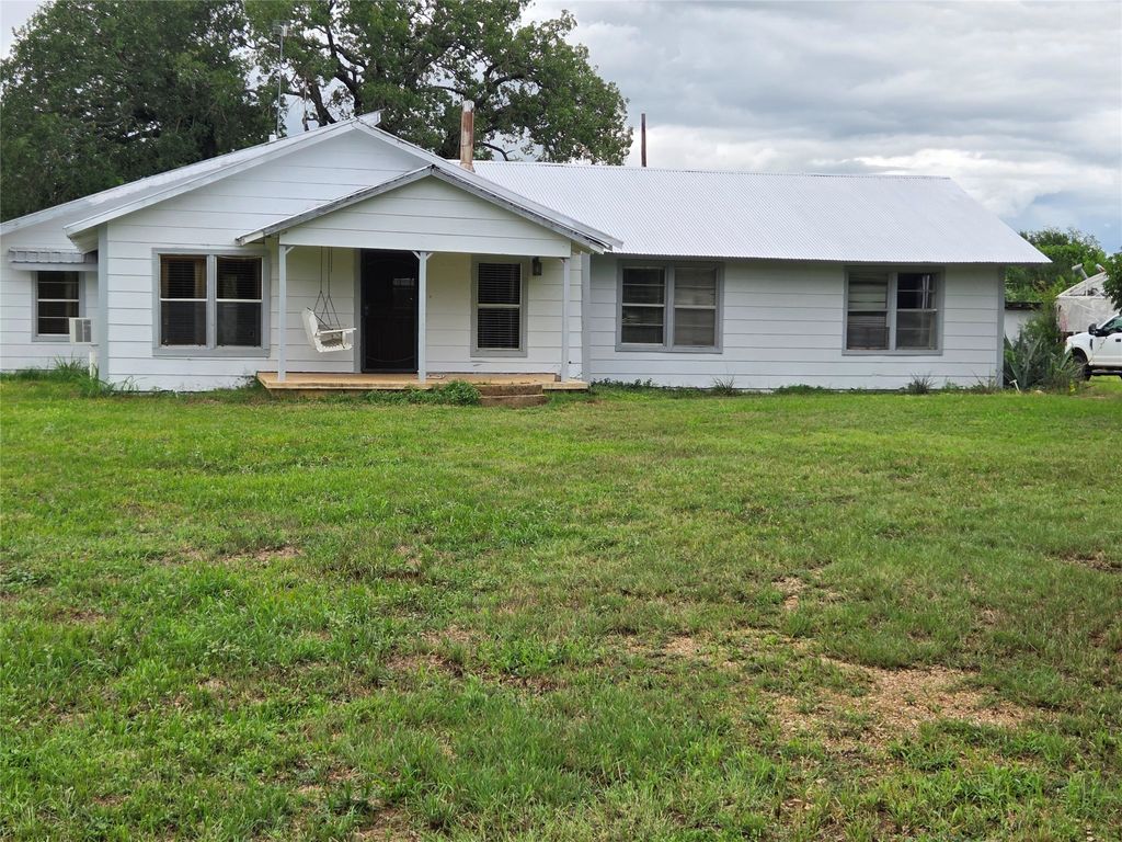 3165 Cr 302, Rockdale