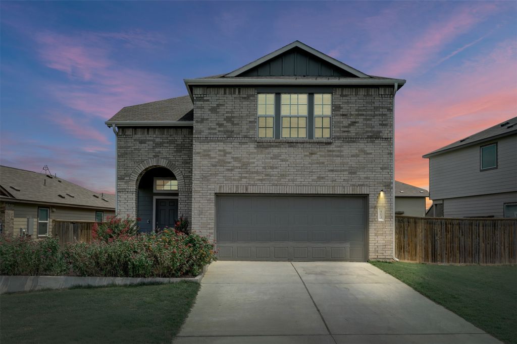 413 Perfect World Loop, Jarrell