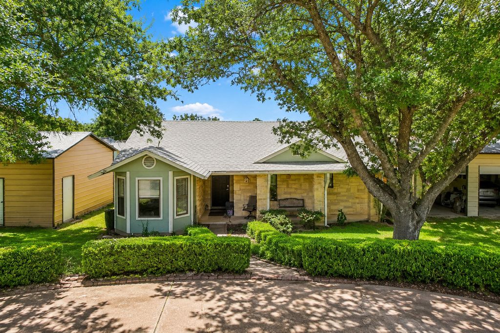508 River Hills Drive, San Marcos