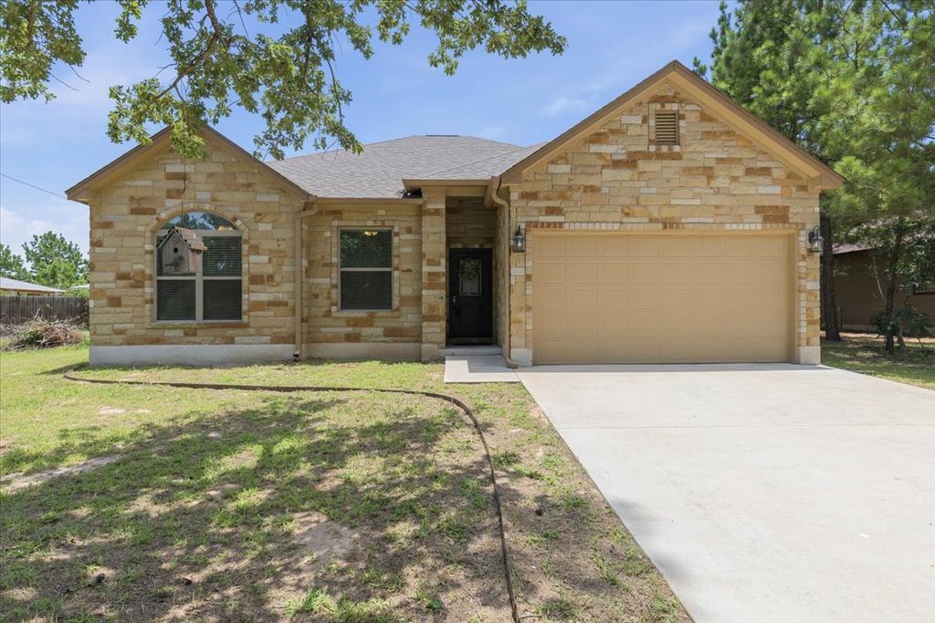 145 Cardinal Loop, Bastrop