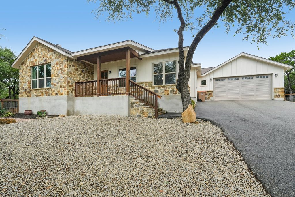 190 Magnolia Meadow, Canyon Lake