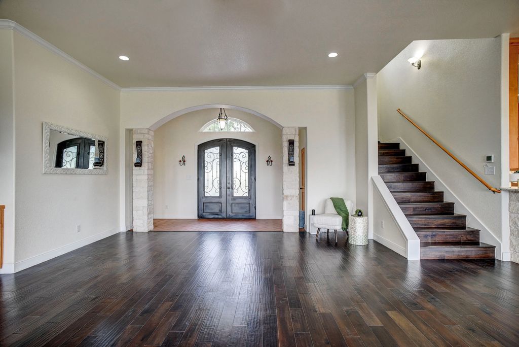189 Moccasin Canyon, Cedar Creek