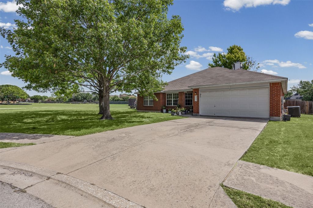 1313 Laurelleaf Drive, Pflugerville