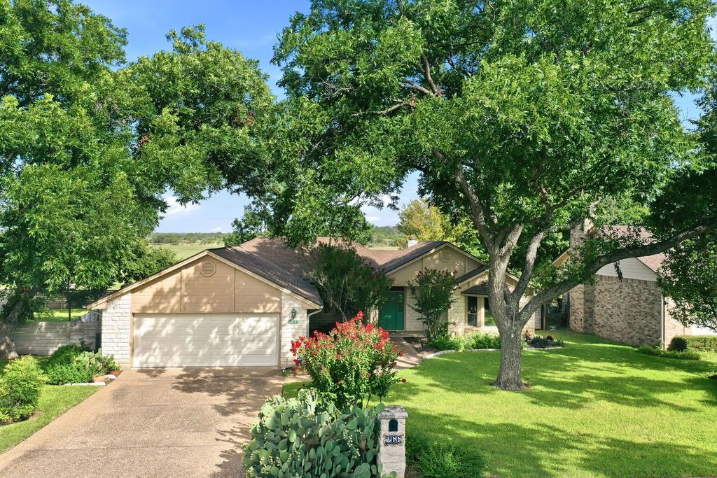 266 Turkey Run, Meadowlakes