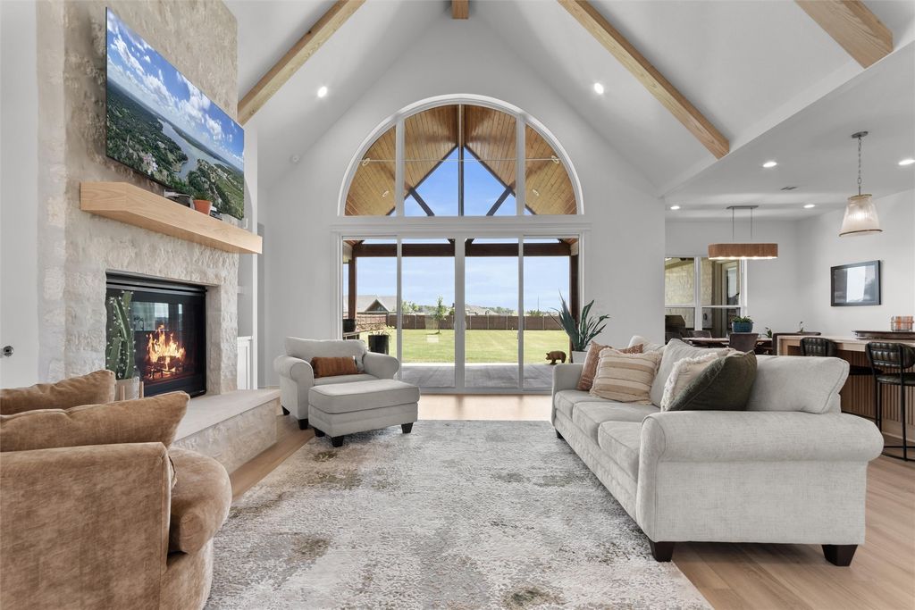 1602 Hunt Drive, Salado