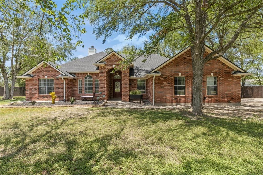 104 Spring Branch Branch, Bastrop