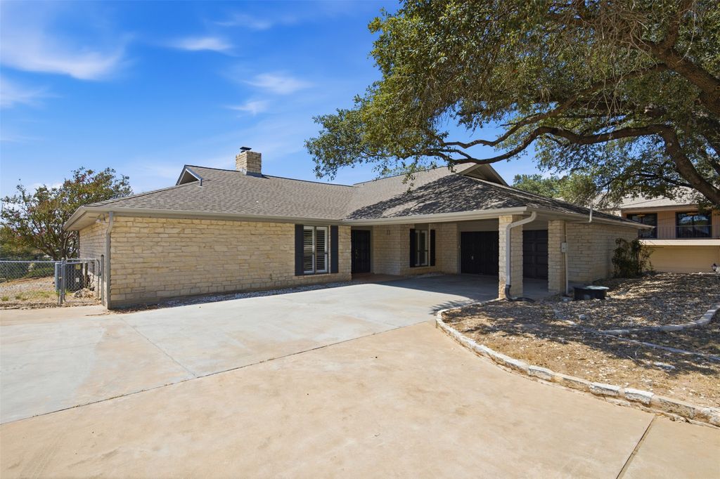 4100 Outpost Trace, Lago Vista