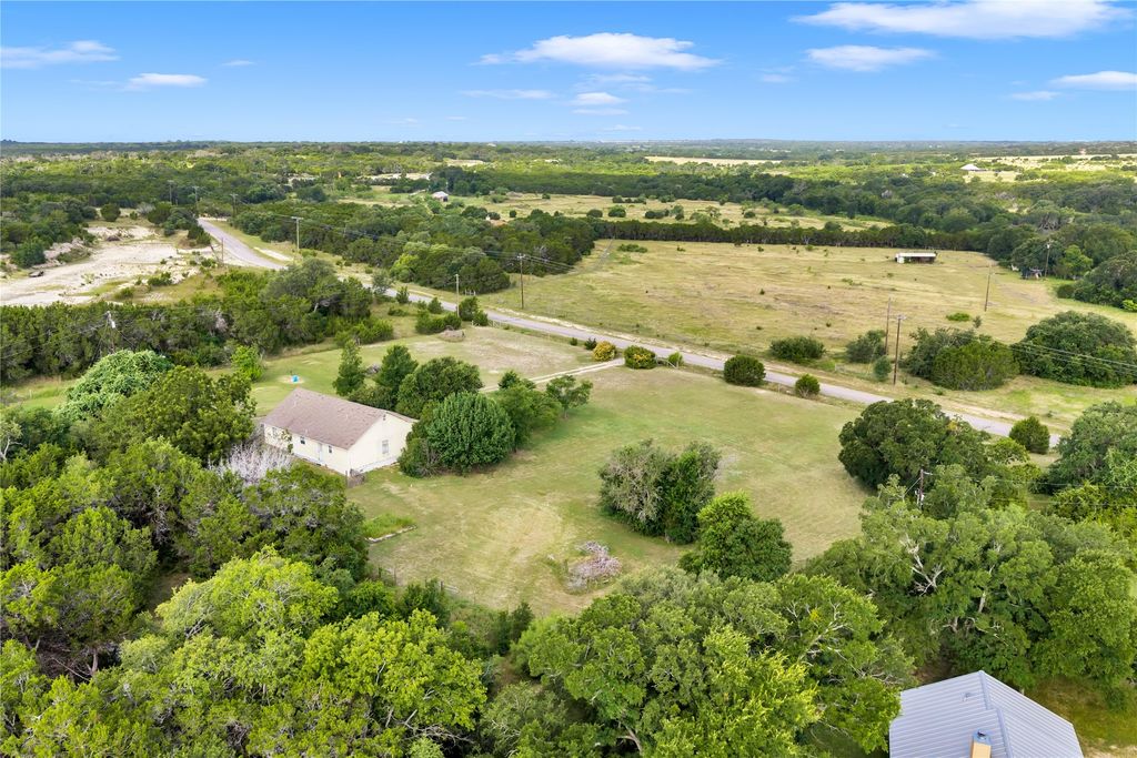 351 County Road 326, Bertram