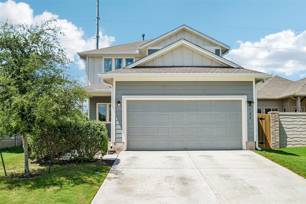 129 Trailstone Drive, Bastrop