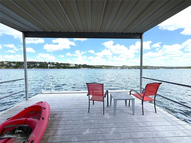 Residential Real Estate for Sale at 16809 Hurst Creek Cir on Lake Travis - MLS #1559997