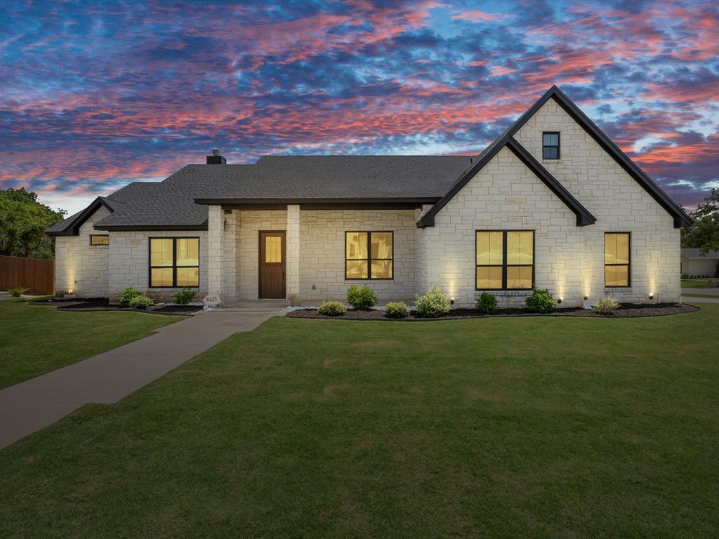 8425 Anna's Spring Drive, Salado