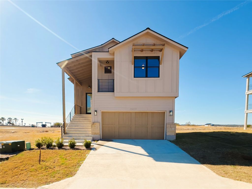 25829 Case Lane 8, Spicewood