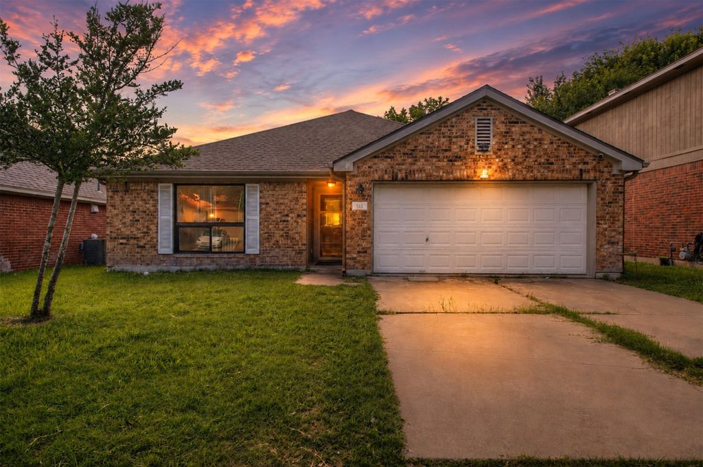 511 Dusty Leather Court, Pflugerville