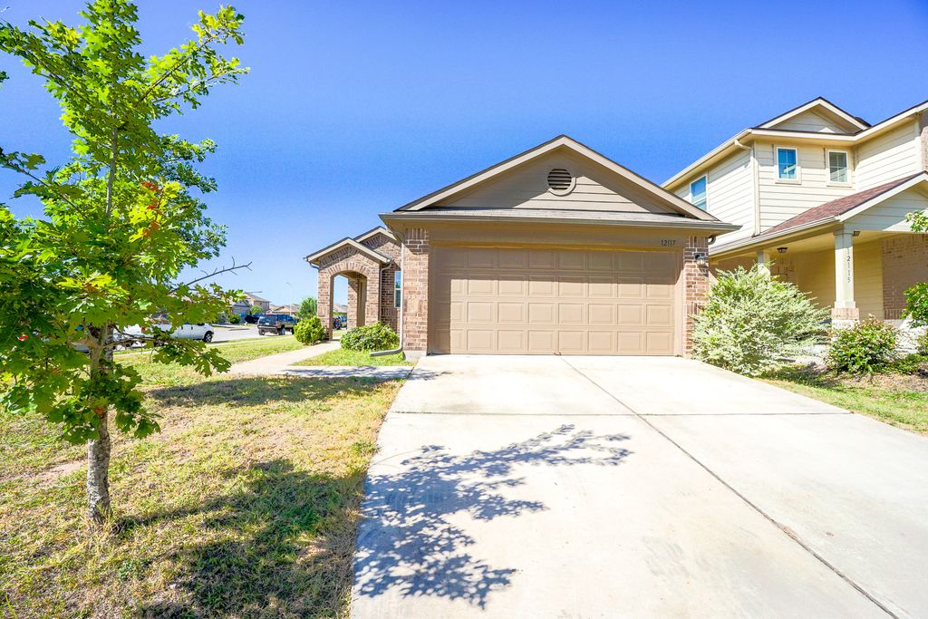 12117 Greywacke Drive, Manor