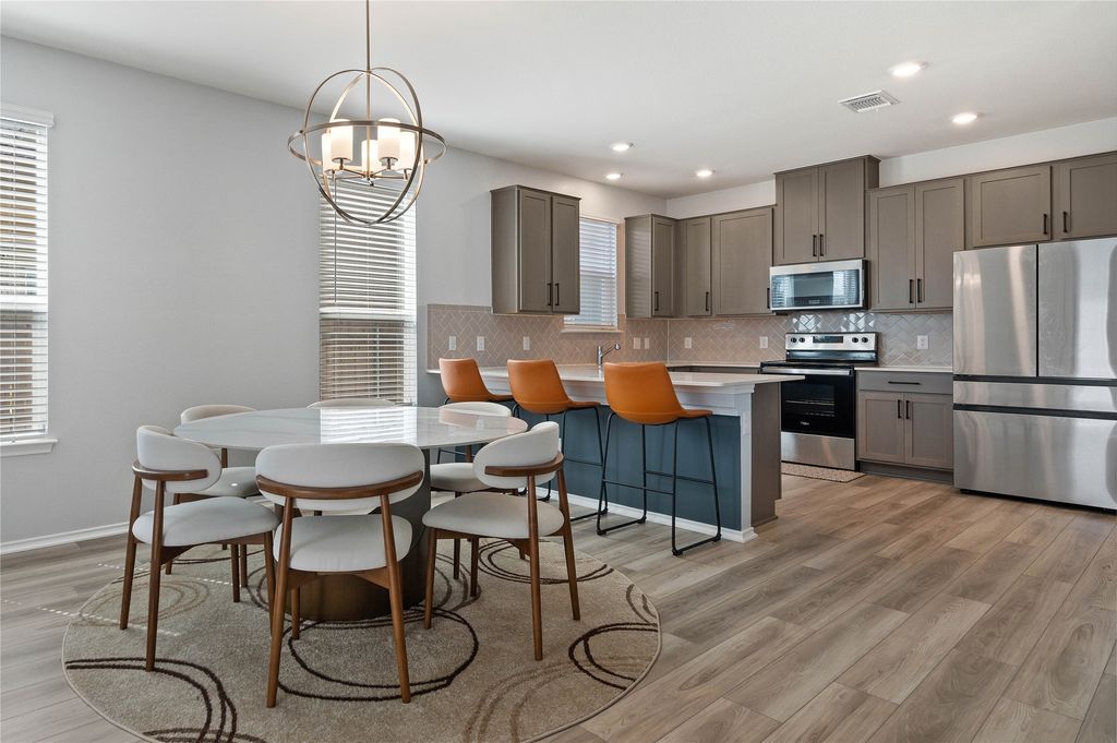 13300 Betty Ford Street, Manor