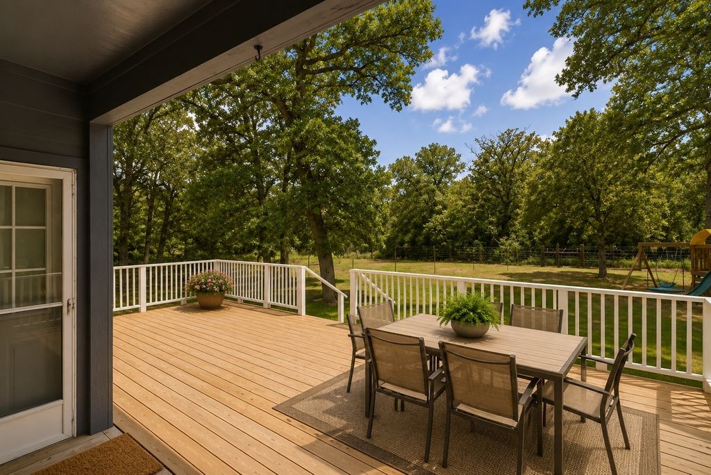260 Dickerson Lane, Elgin