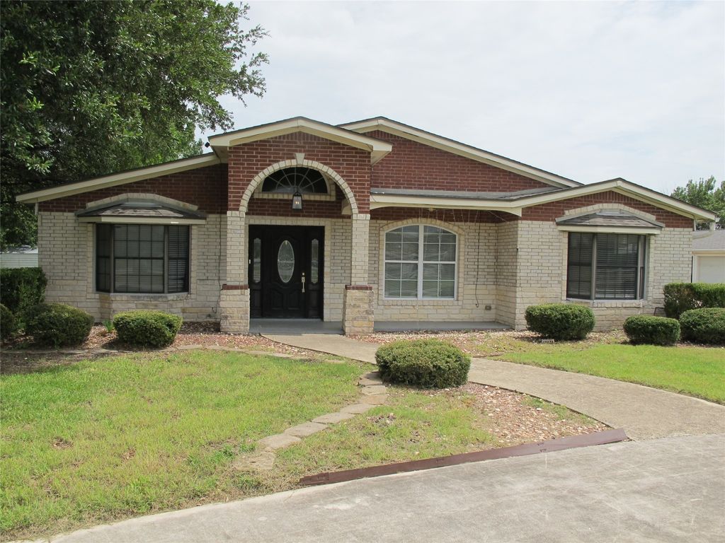 1011 Llewellyn Lane, Killeen
