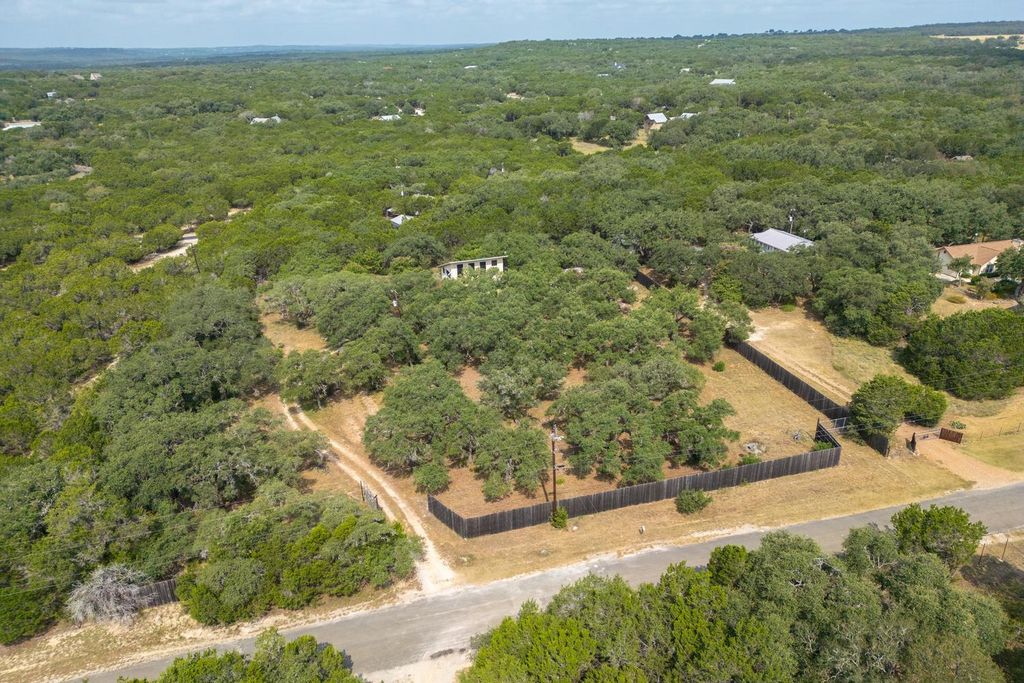 500 Ridge Oak Drive, Wimberley
