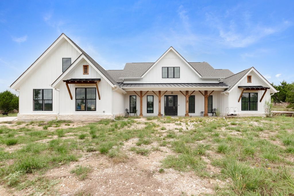 312 Ash Juniper Way, Bertram