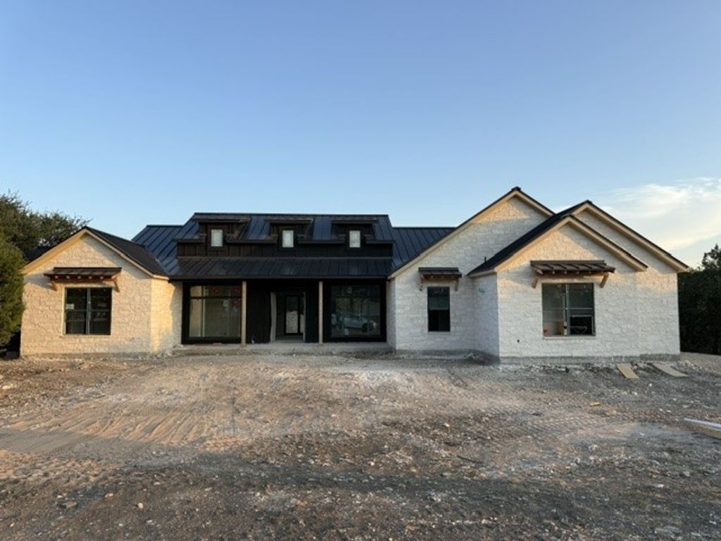 1117 Mountain Pond Road, Georgetown