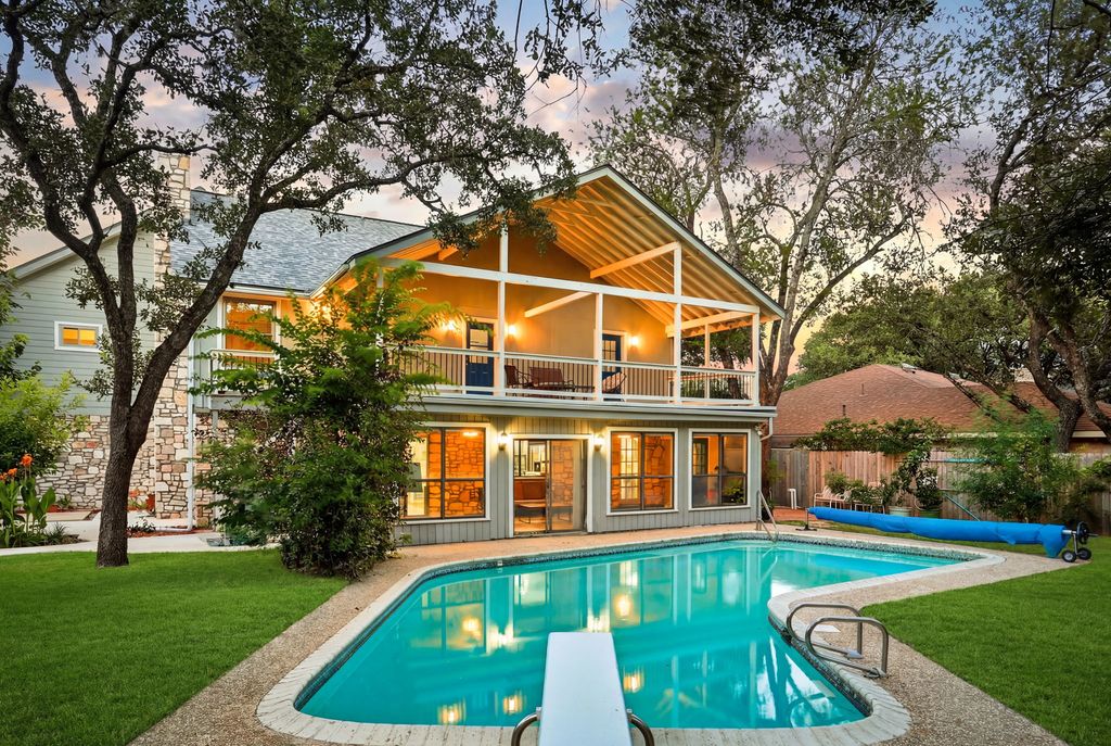 314 Wood Shadow Street, San Antonio