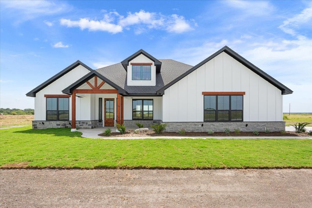 18085 Round Hall Road, Holland