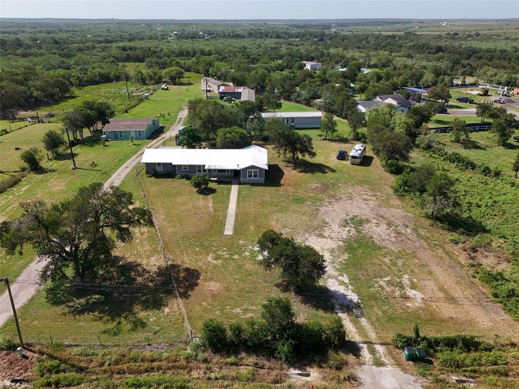 2813 Highway 21 W, Dale